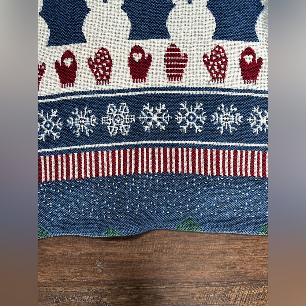 HANDMADE Snowman Snow flakes mittens red blue tapestry Hoodie by me, did my best - Picture 12 of 17